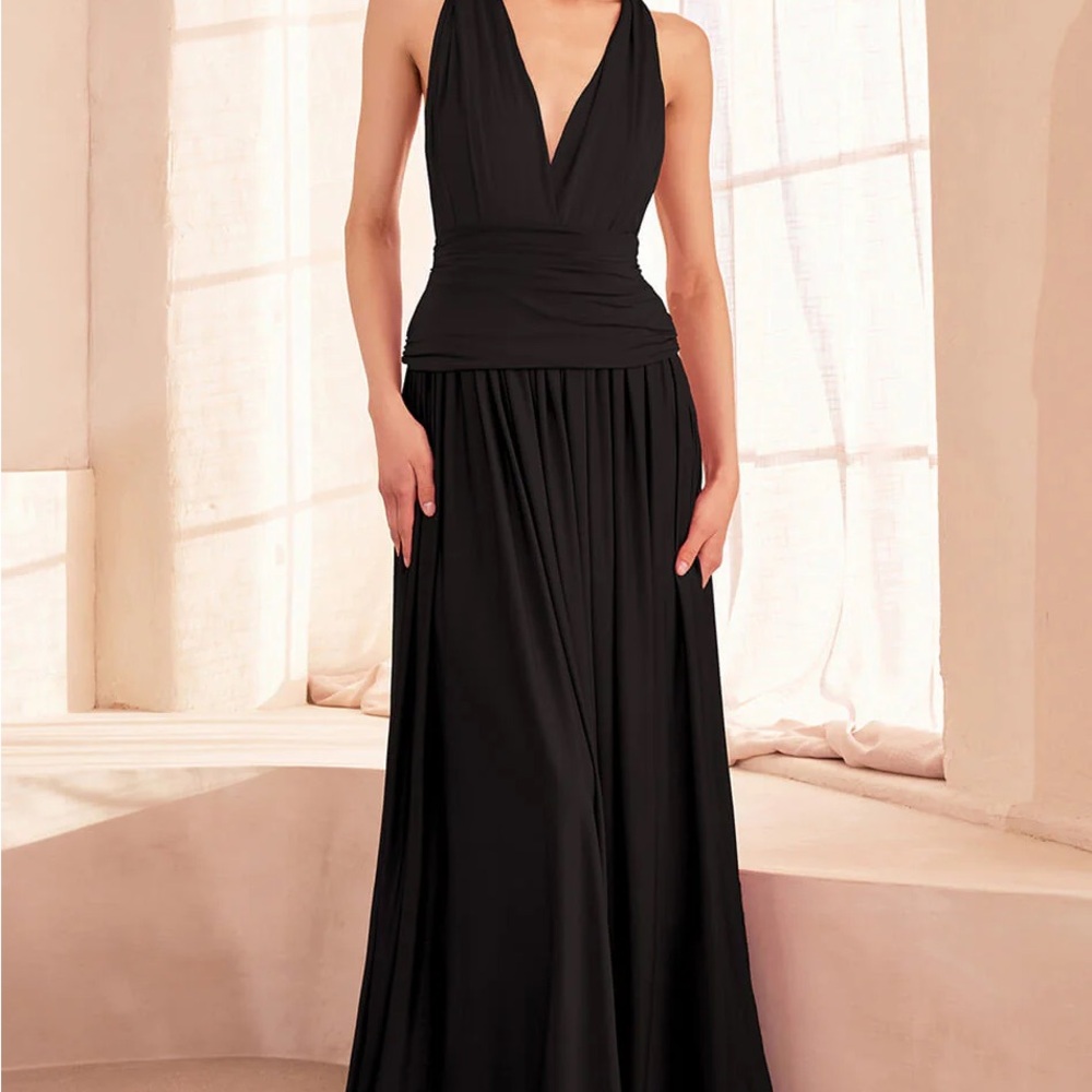 Lady Black Tie brand Elegant Green Evening Gown - Picture 4 of 11